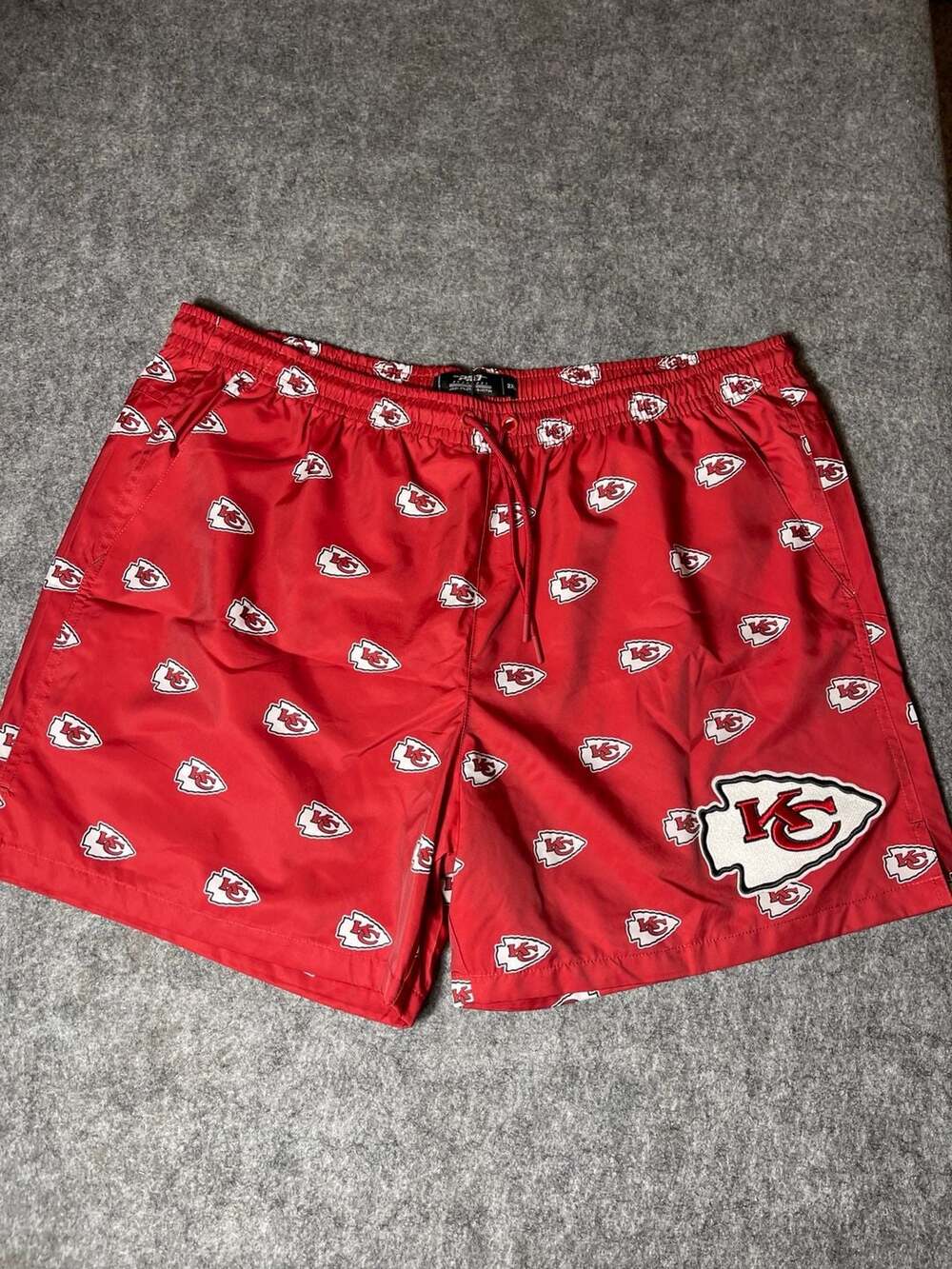 Pro Standard Kansas City Chiefs Red Allover Print Shorts Size 2XL NWT